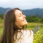 Reír sin temor al futuro: la verdadera fuerza de una mujer con propósito